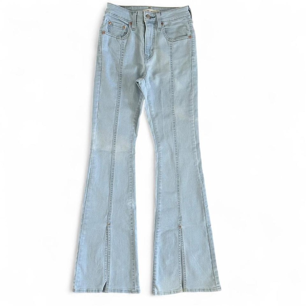 Levis‎ 726 High Rise Flare Jeans Light Wash Blue Front Slit Hem W25 L32